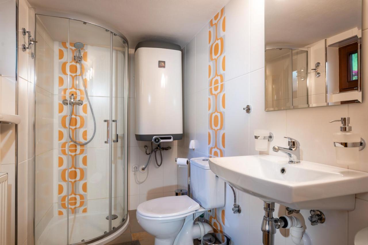 Privat Mako Apartment Trstene Luaran gambar