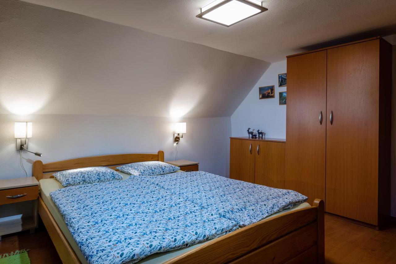 Privat Mako Apartment Trstene Luaran gambar